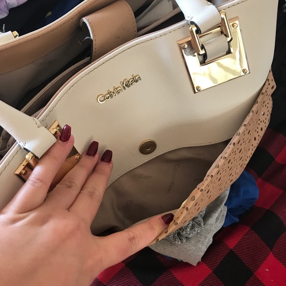 Calvin Klein Spring Collection Purse - Picture 3 of 3